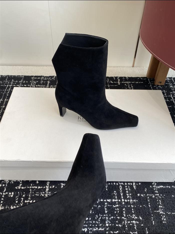 20251128174410284 390